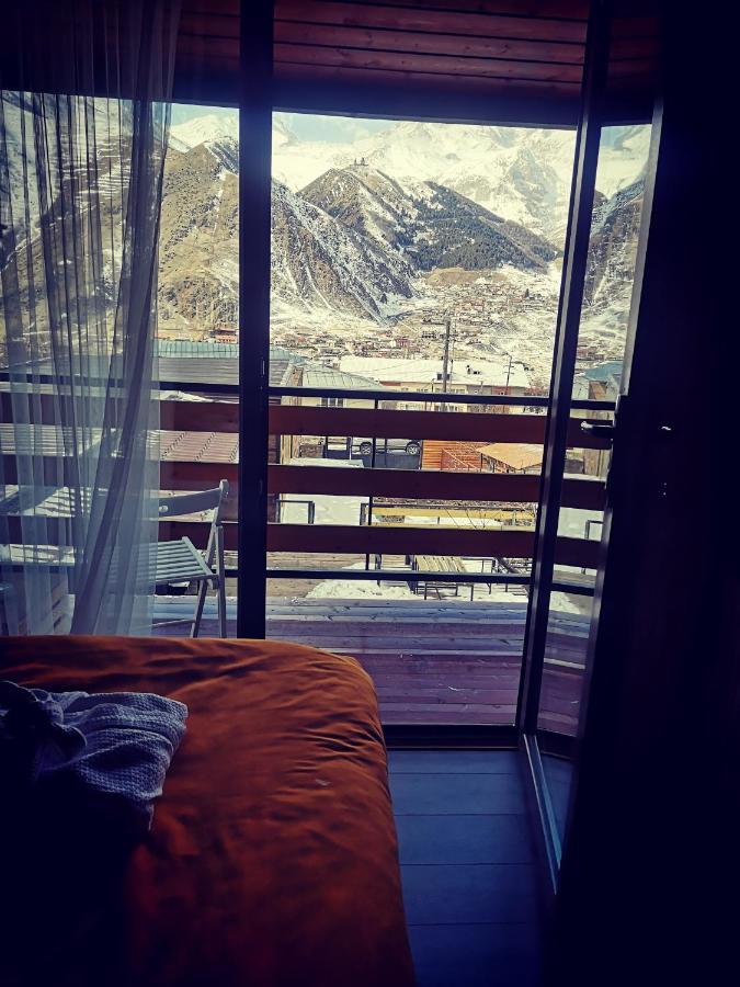 Wooden Hotel Kazbegi Εξωτερικό φωτογραφία